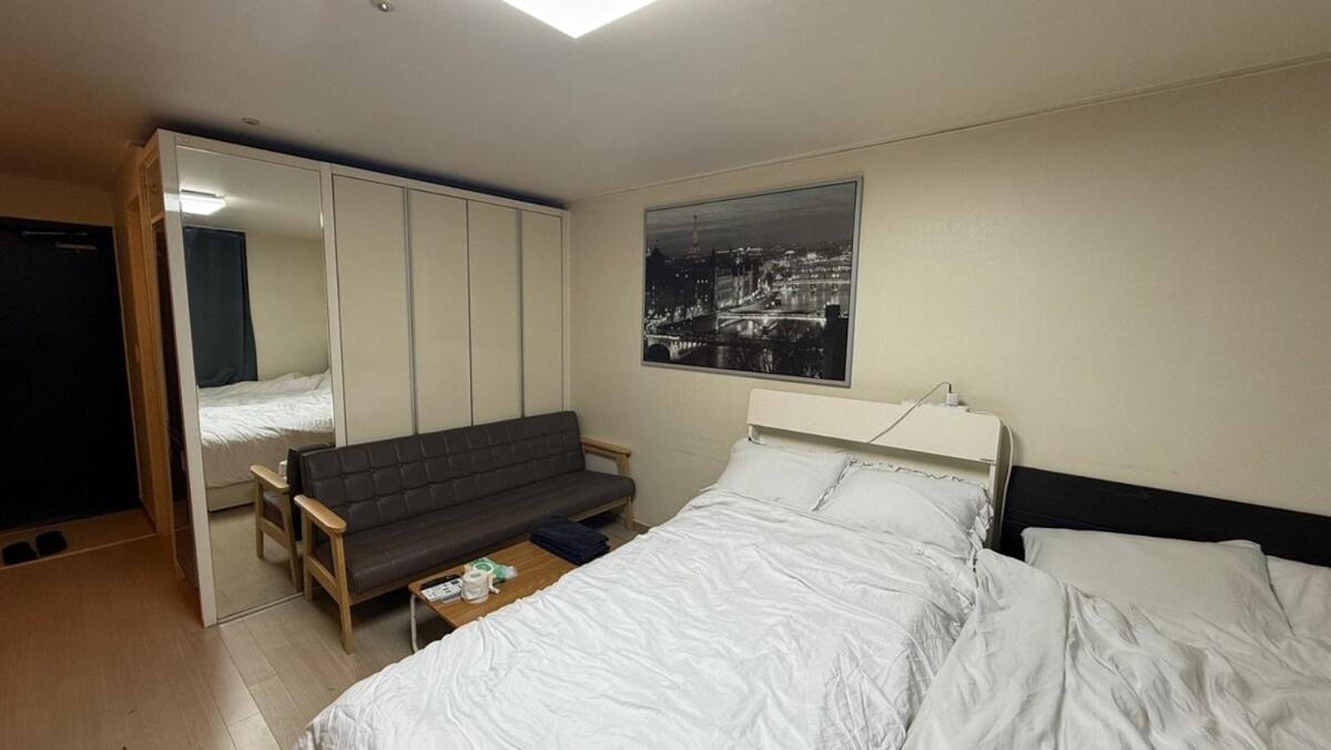 Cresyn Apartment